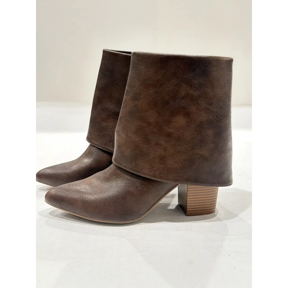 Sonoma Amarella Fold Over Ankle Boots Women Size 10 Cognac fall preppy elegant